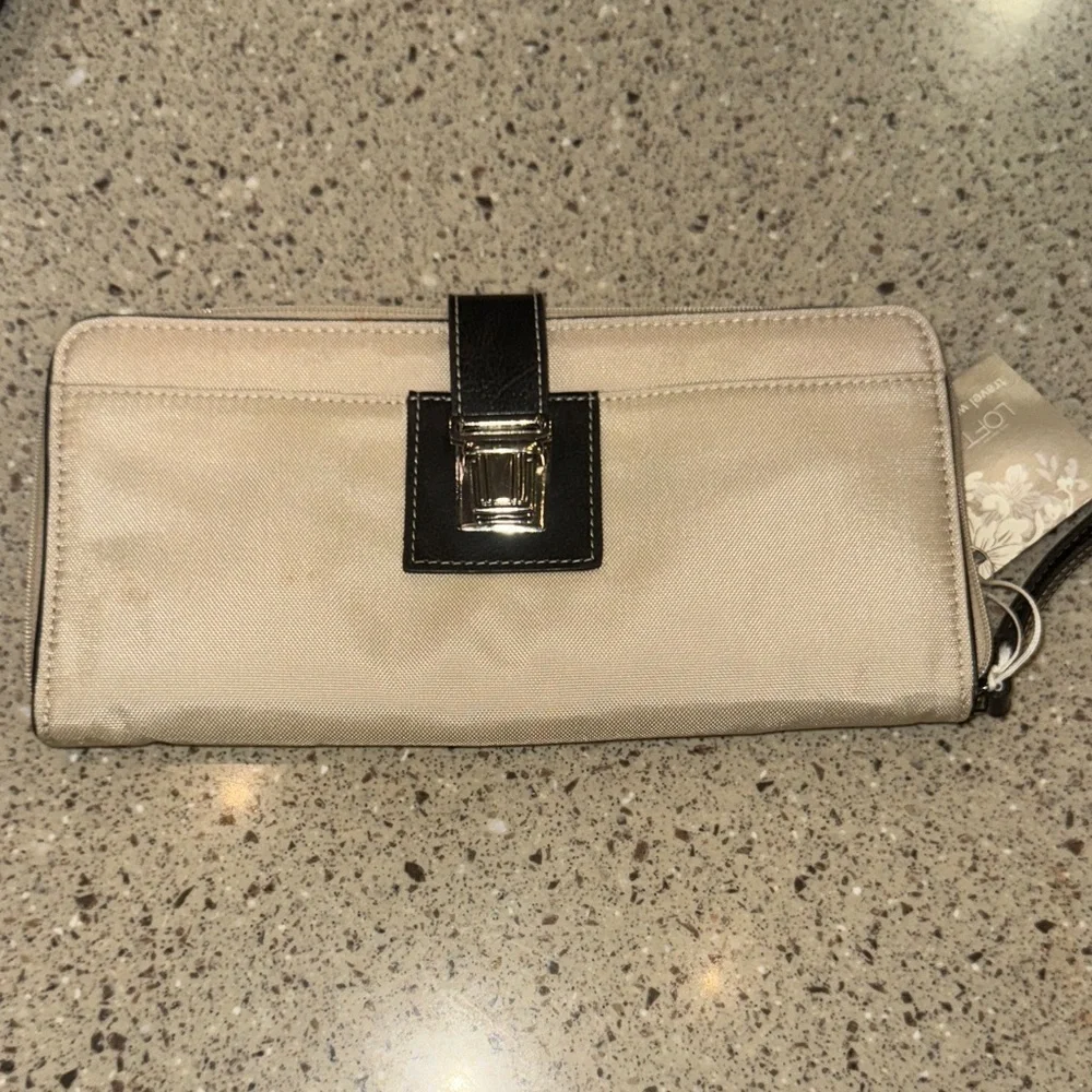 LOFT Cream and Black Travel wristlet Wallet